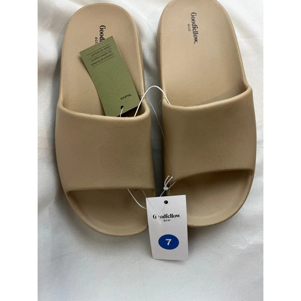 Goodfellow & Co Mens Tan‎ Beige Slide Sandals Contoured Footbed Size 7 NEW